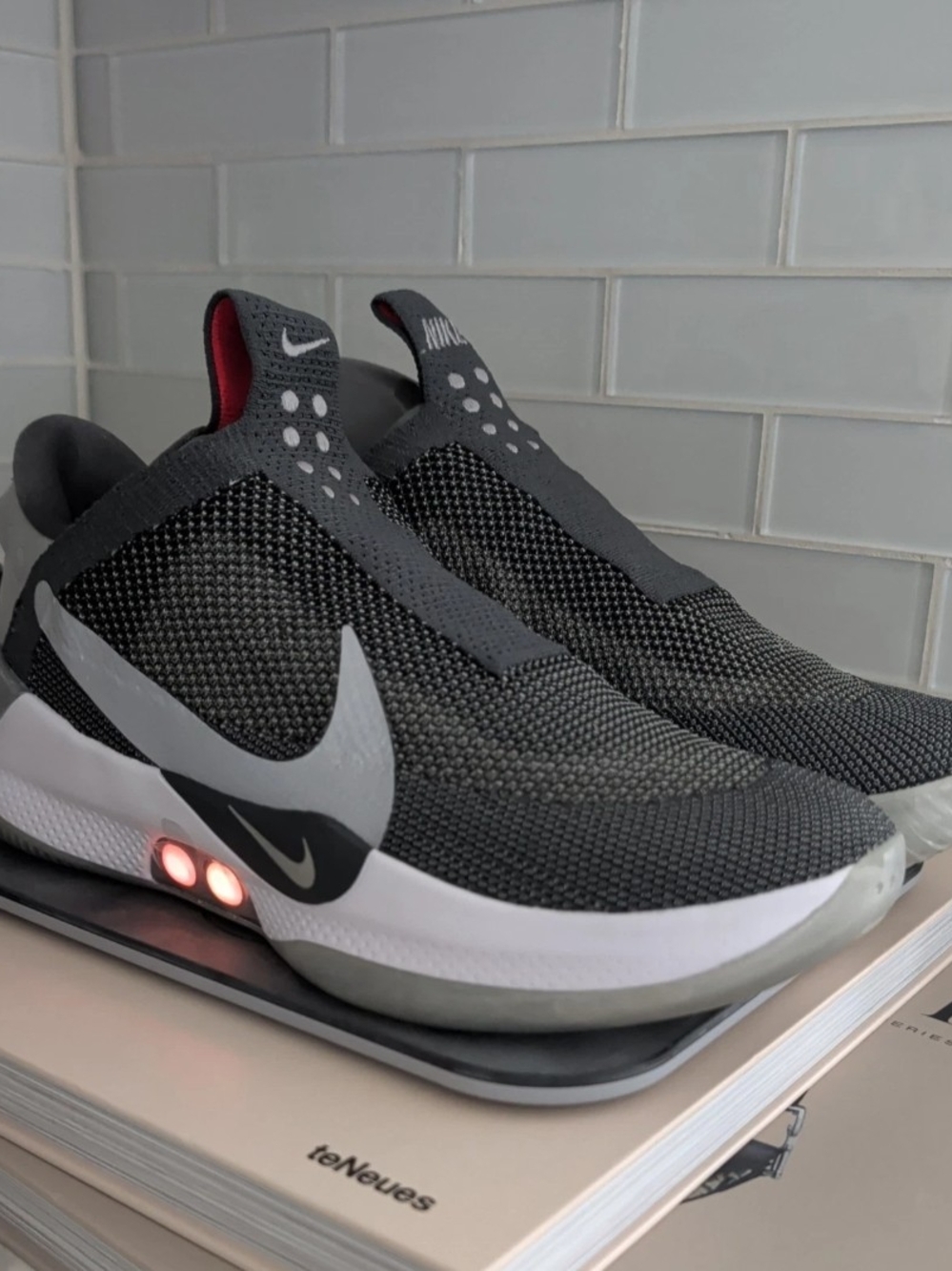 Nike Adapt BB Men’s Slip-On Mid Top Basketball Sneakers Dark Grey AO2582-004
